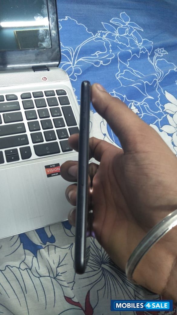 Samsung  j7 pro 64 gb