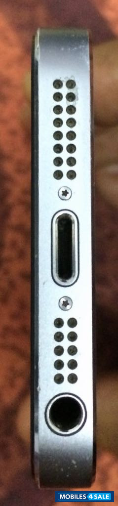 Apple  iPhone 5S 32 GB