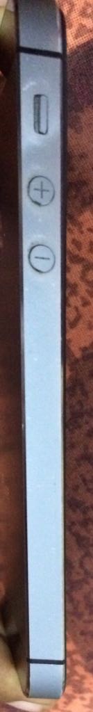 Apple  iPhone 5S 32 GB