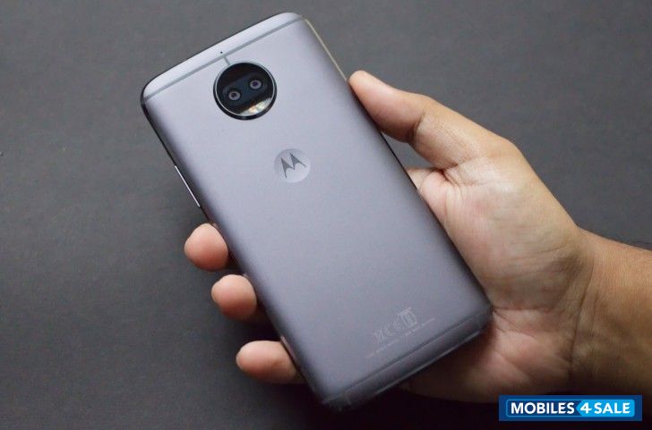 Motorola  G5S Plus