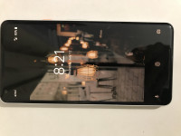 Black & White Google  Pixel 2 XL