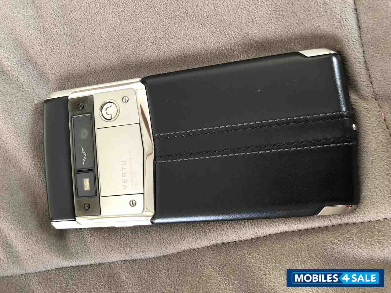 Vertu  Signature Touch Black calf