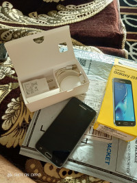 Samsung  Galaxy J3 pro