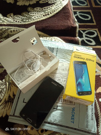 Samsung  Galaxy J3 pro