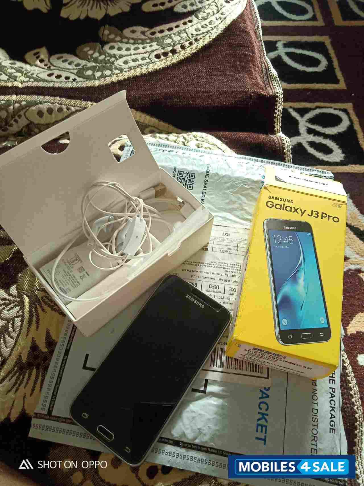 Samsung  Galaxy J3 pro