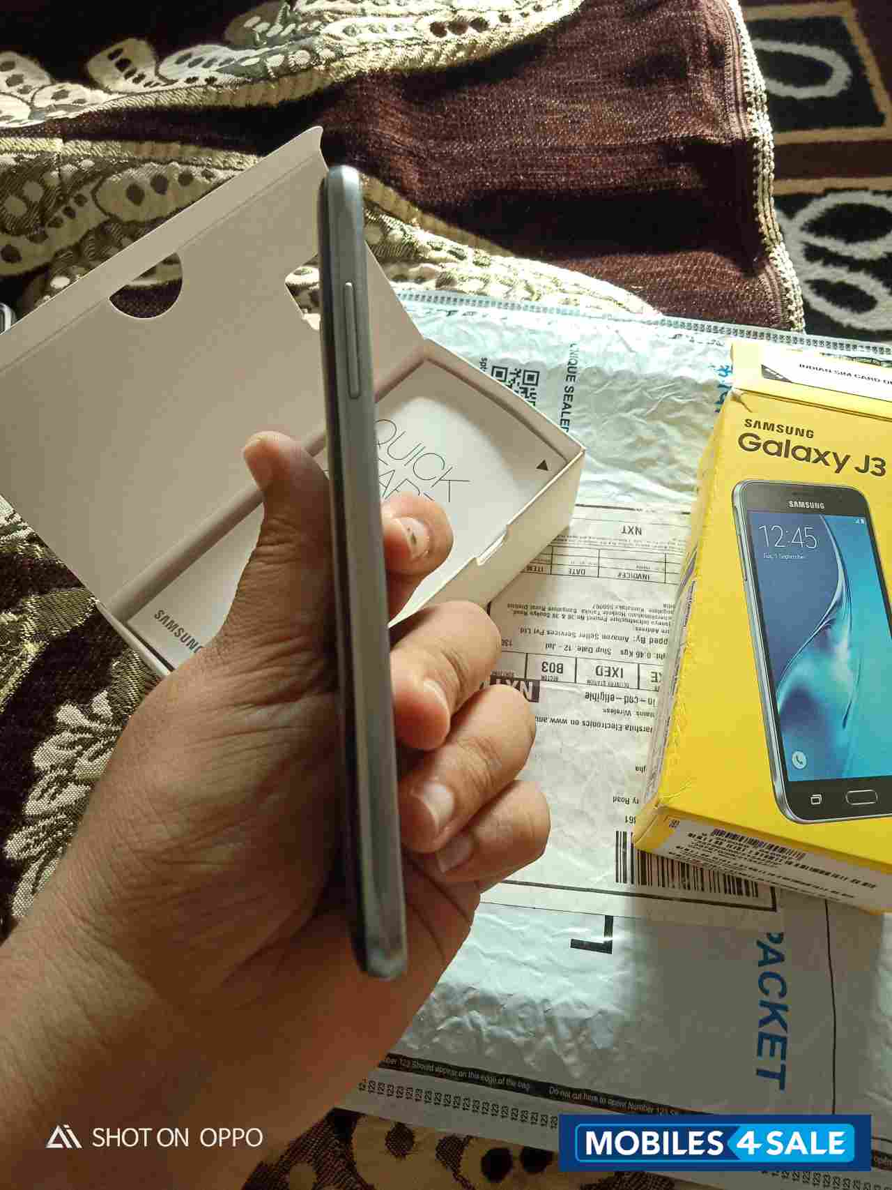 Samsung  Galaxy J3 pro