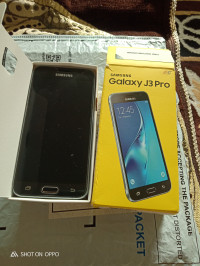 Samsung  Galaxy J3 pro