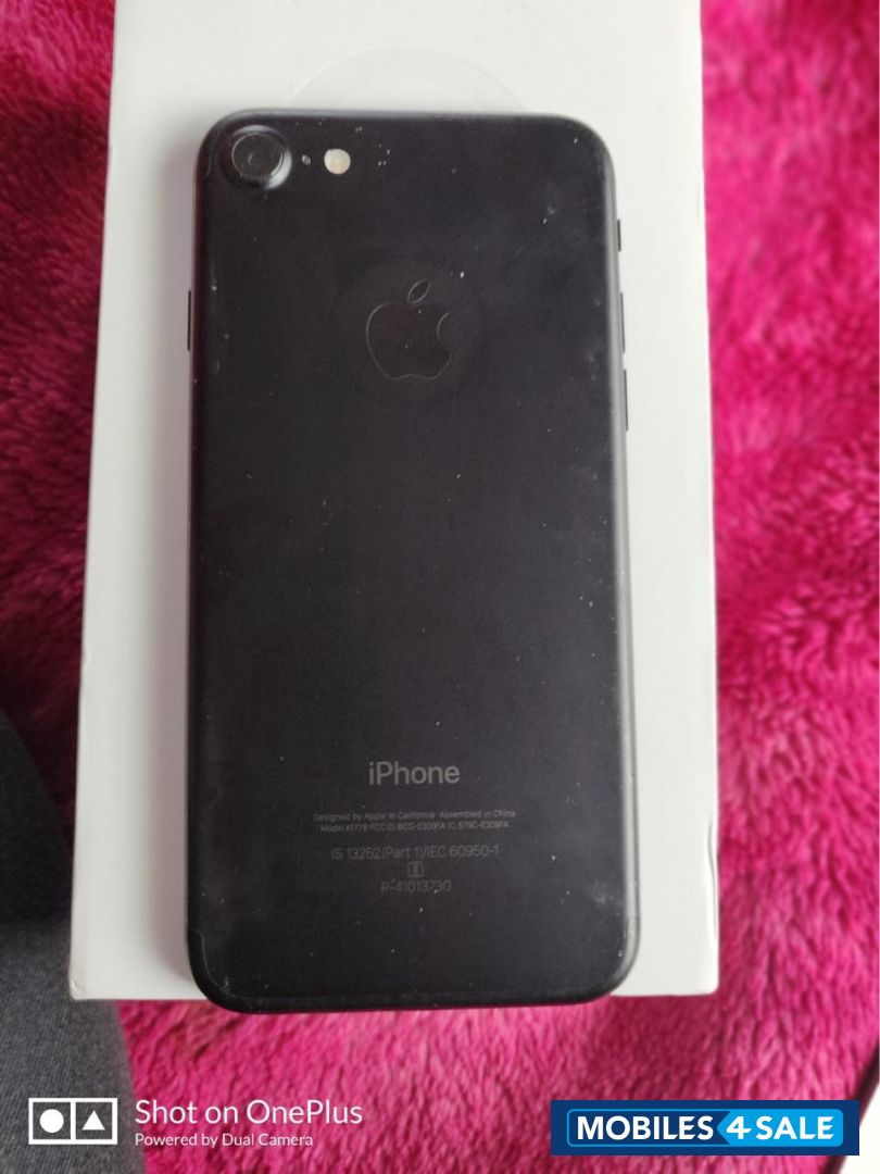 Apple  iphone 7 128gb space grey