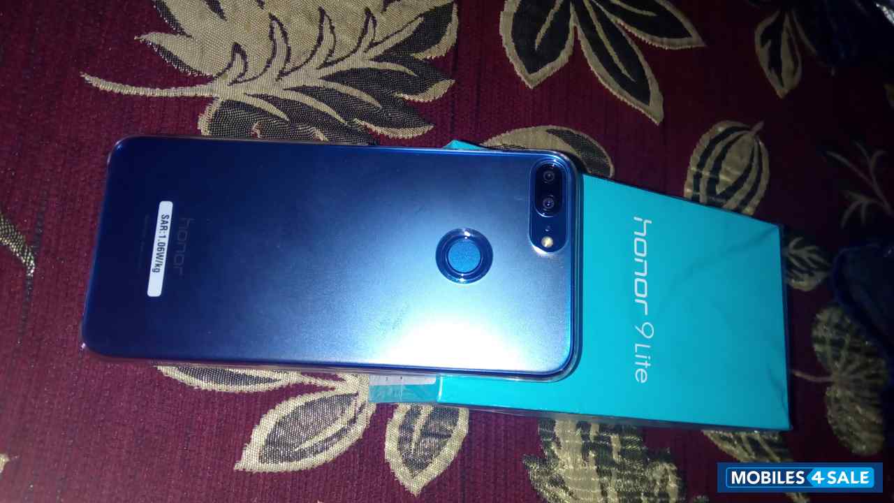 Huawei  honor 9 lite