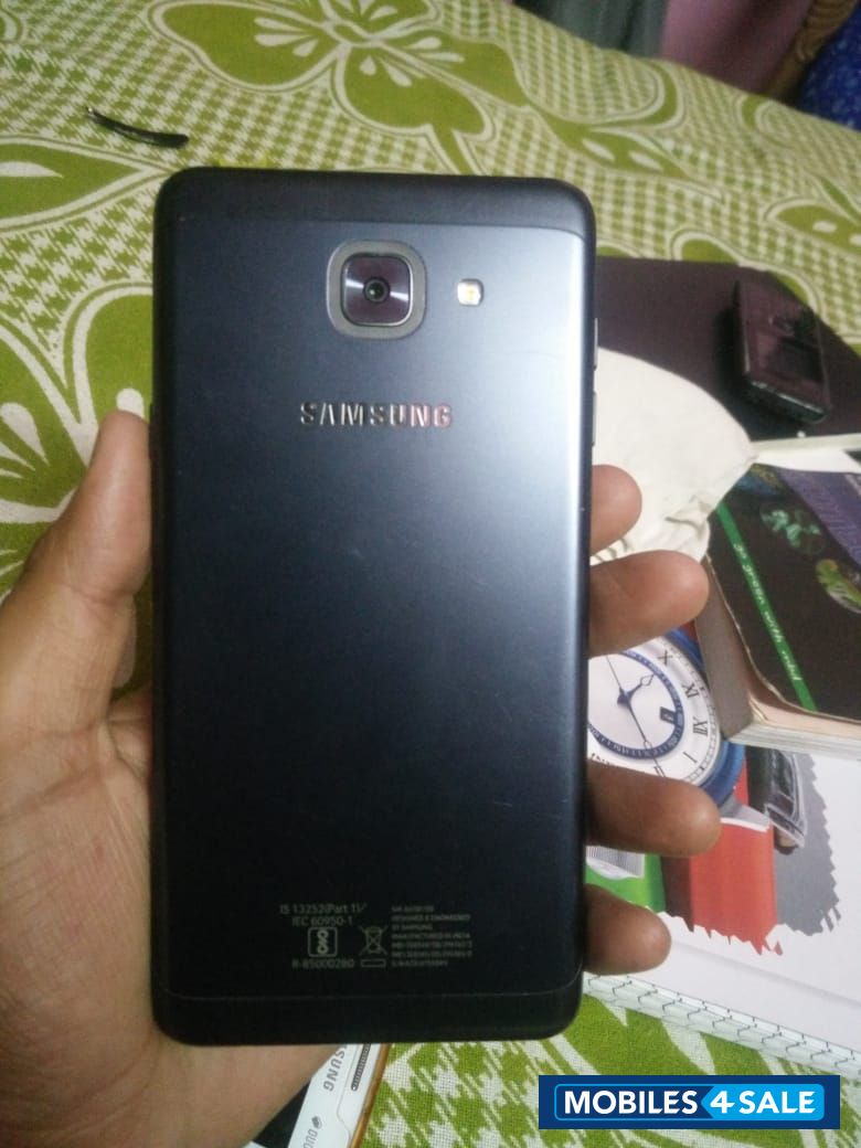 Samsung  j7 max