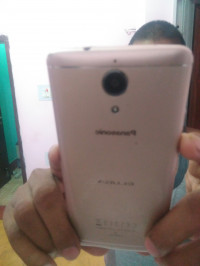 Panasonic  eluga ray max