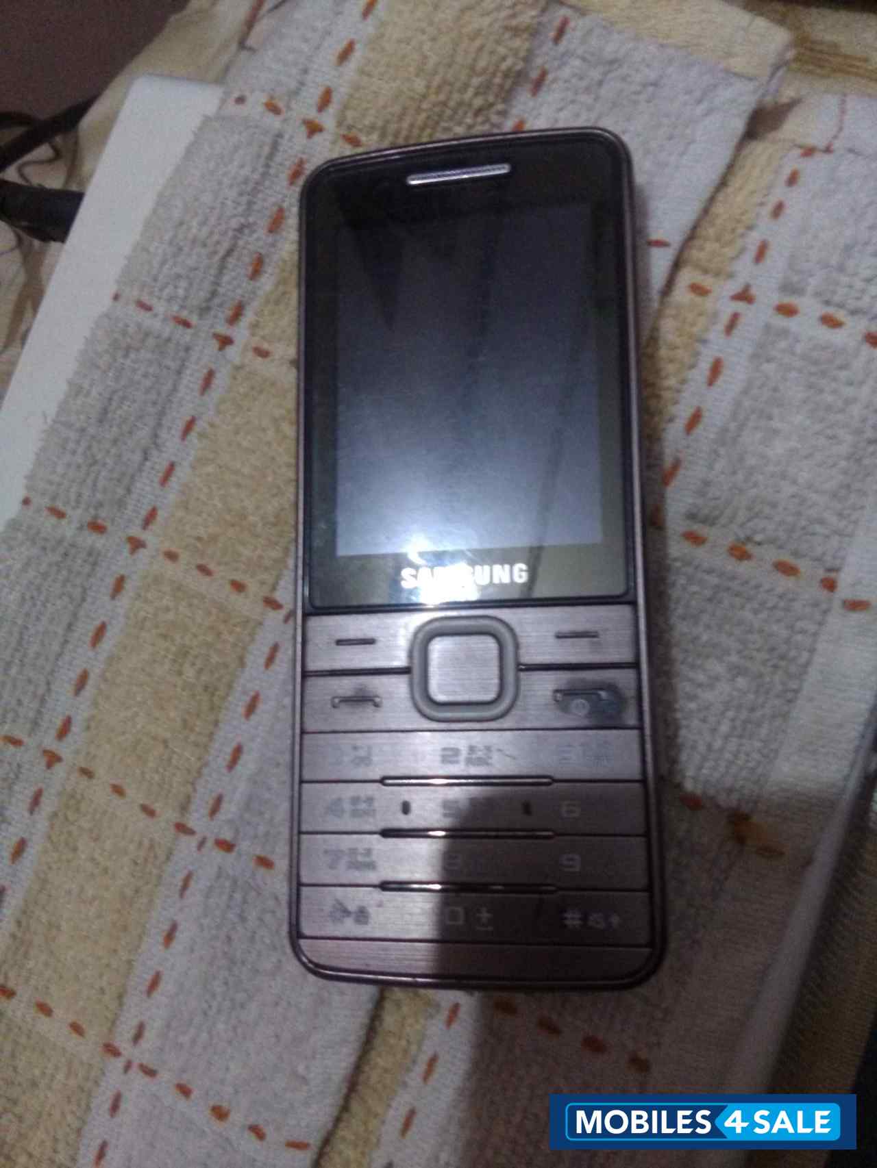 Samsung  GT-s5610k