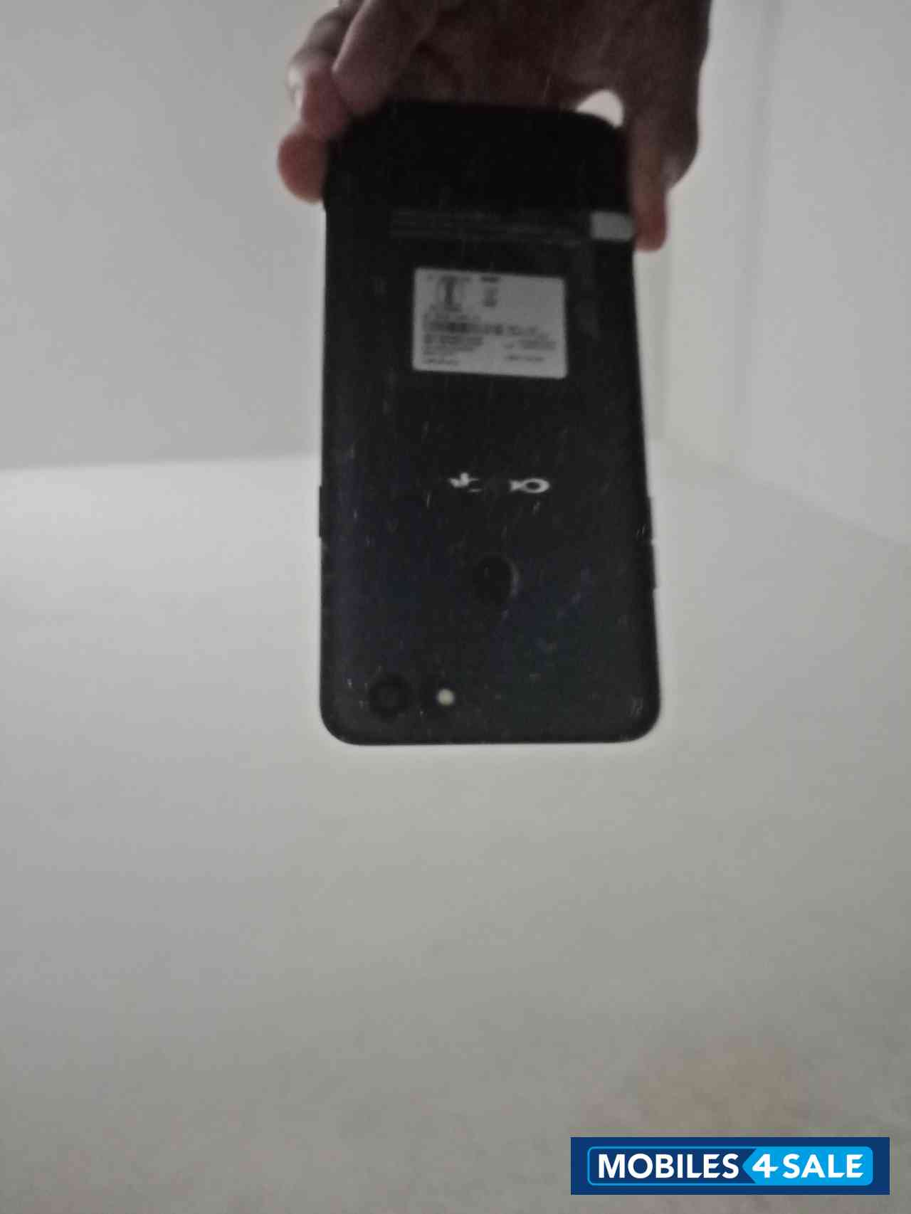 Black Oppo  F5 youth