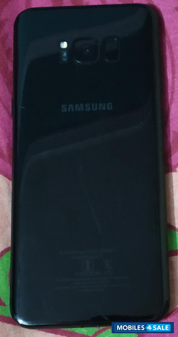 Black Samsung Galaxy S8 Plus