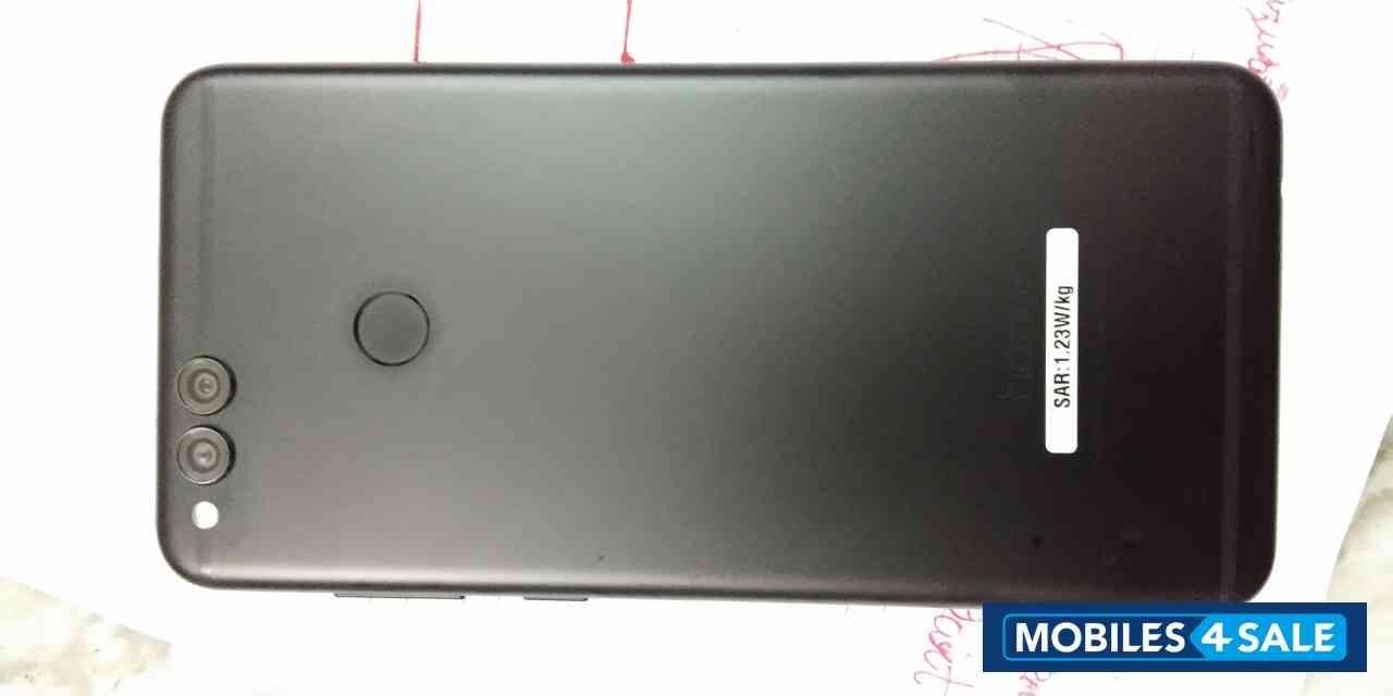 Huawei  Honor 7x