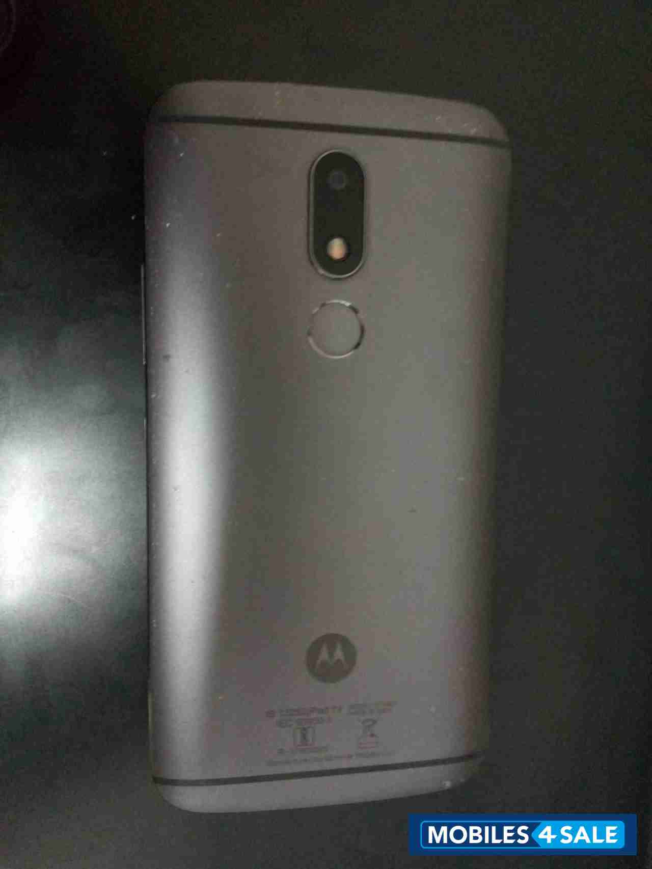 Motorola moto m