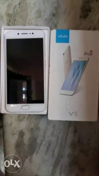 Vivo V5