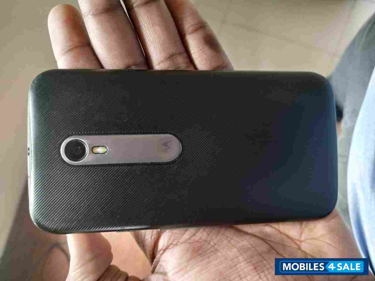 Black Motorola  Moto g3