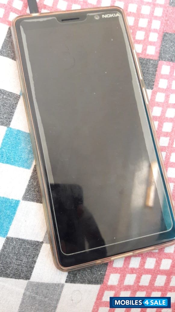 Nokia  7 plus
