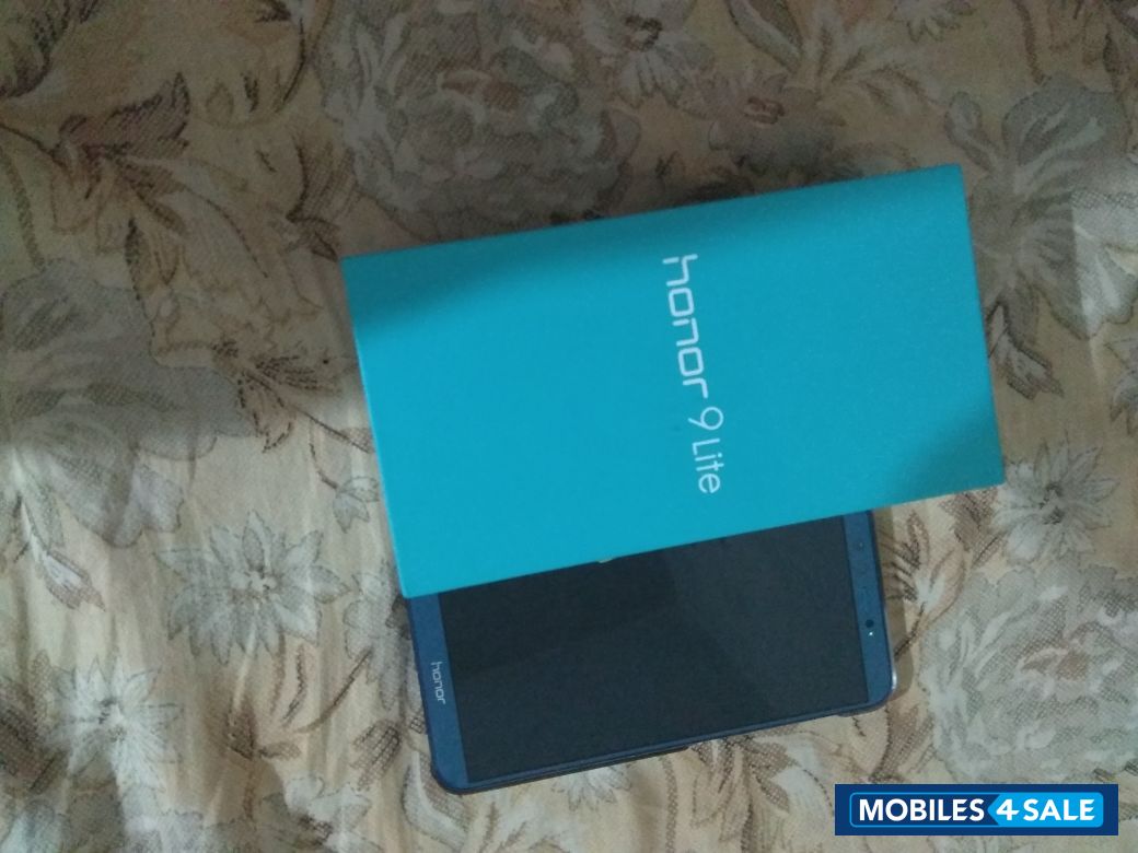 Huawei  Honor 9 lite