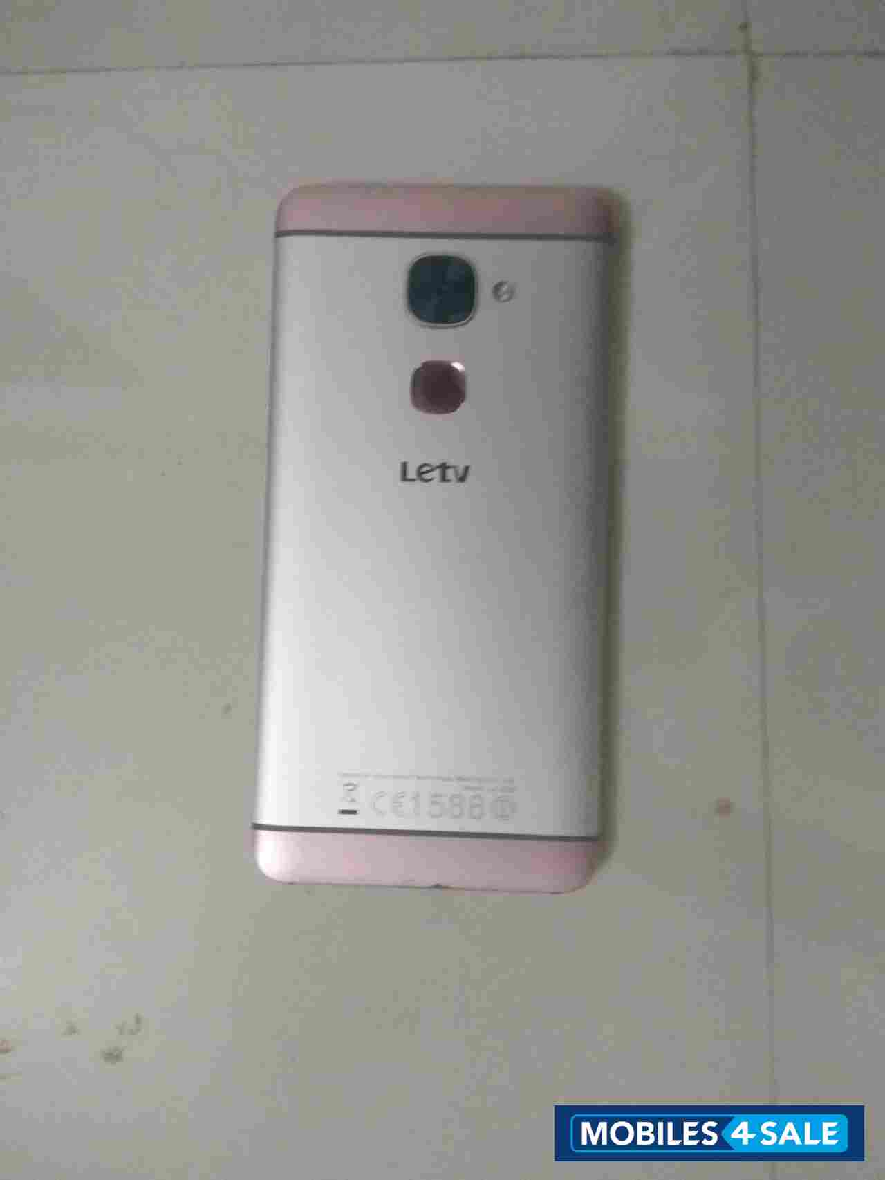 LeEco  Le2s