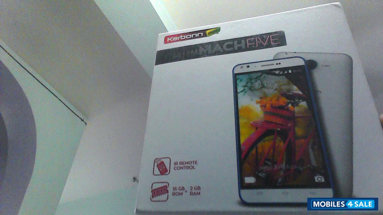 Karbonn Titanium MACHFIVE