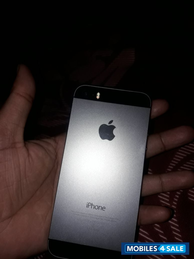Apple  i phone 5 S