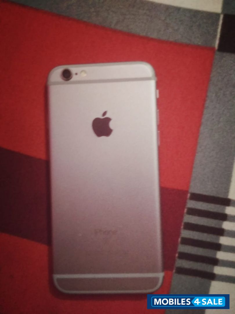 Apple iPhone 6s Apple iPhone 6s