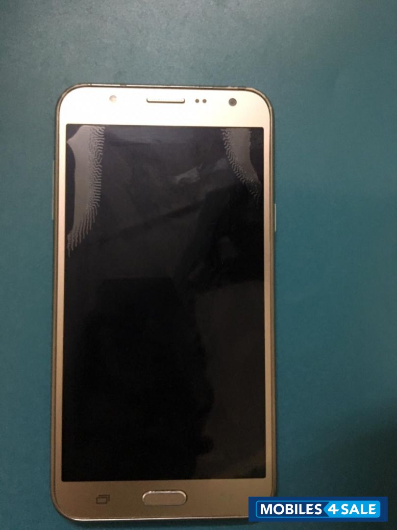 Samsung  Galaxy J7