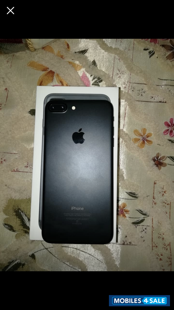 Apple  iphone 7 plus 32 gb