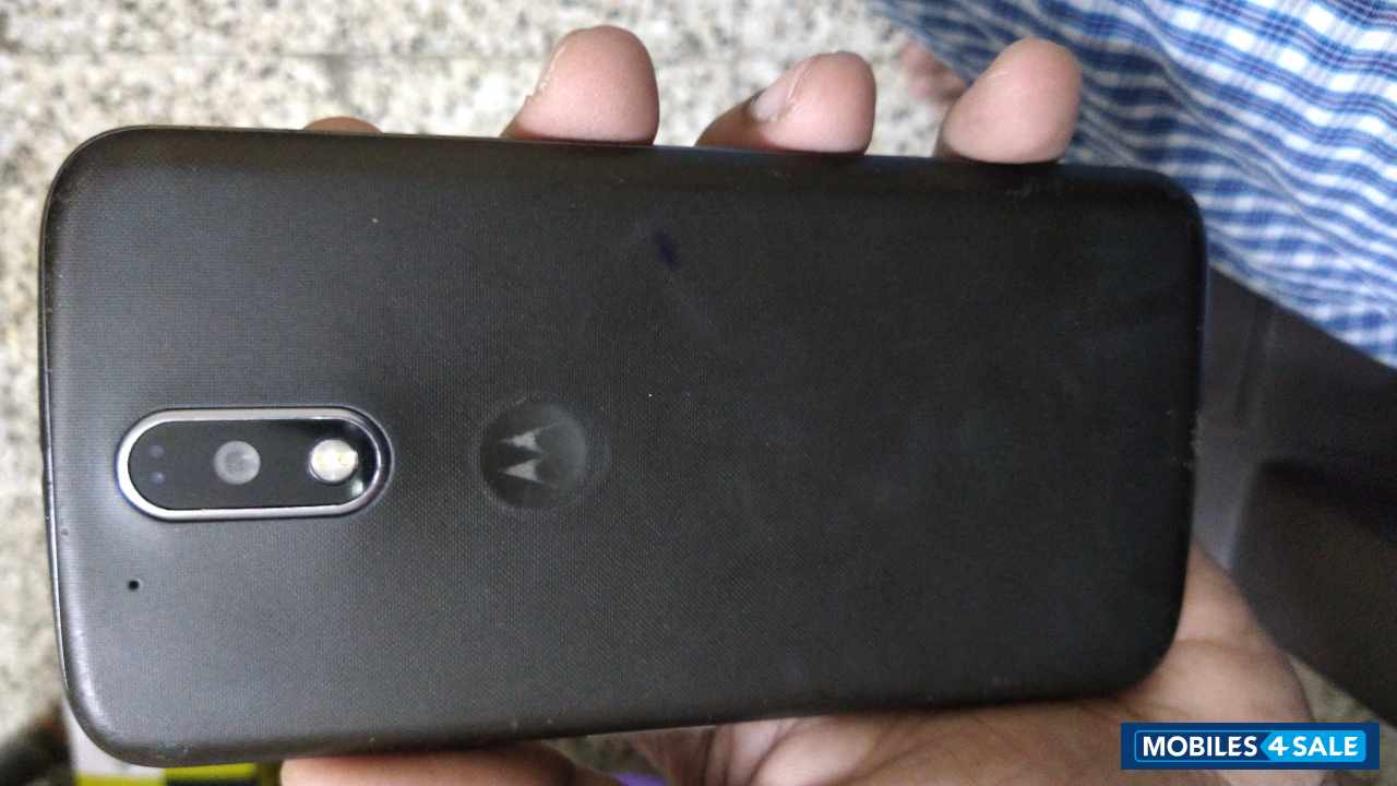 Black Motorola  G4 plus