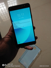 Samsung Galaxy J7 max