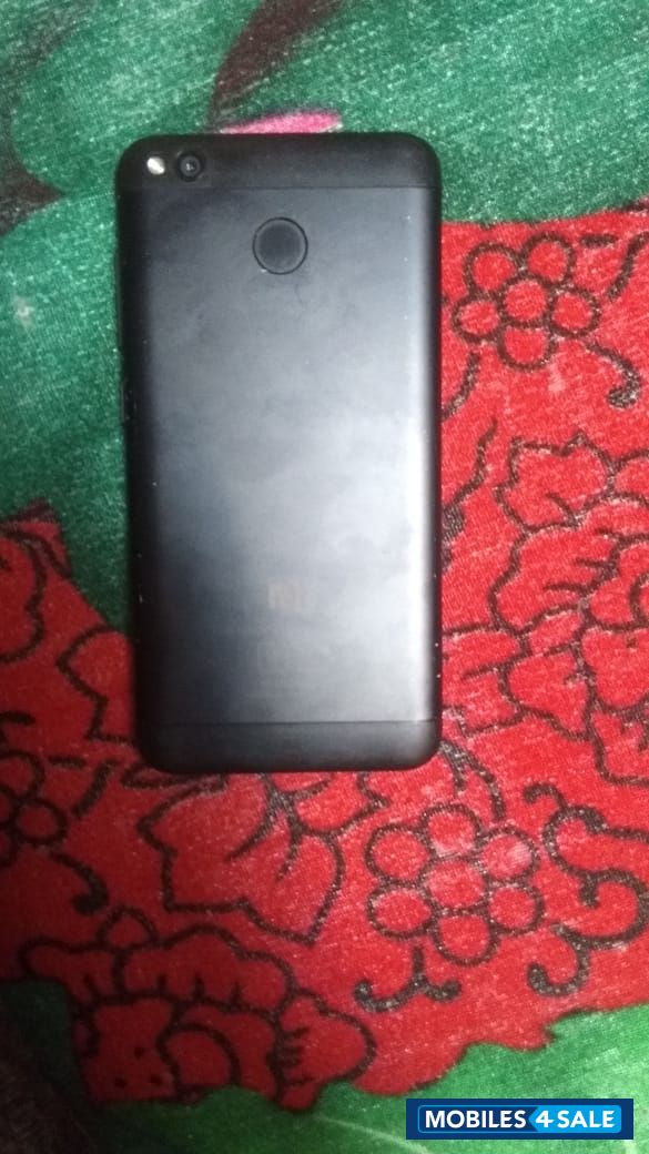 Black Xiaomi Redmi 4