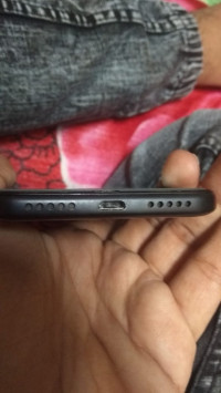 Black Xiaomi Redmi 4