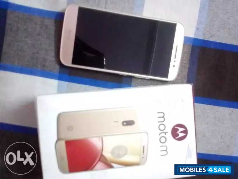 Motorola  Moto M