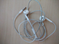 Gold Apple Iphone se