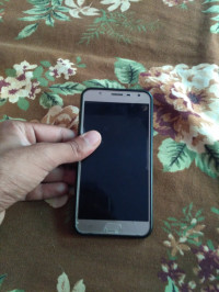 Samsung  Galaxy j7 duo