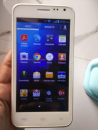 White Micromax  MT500
