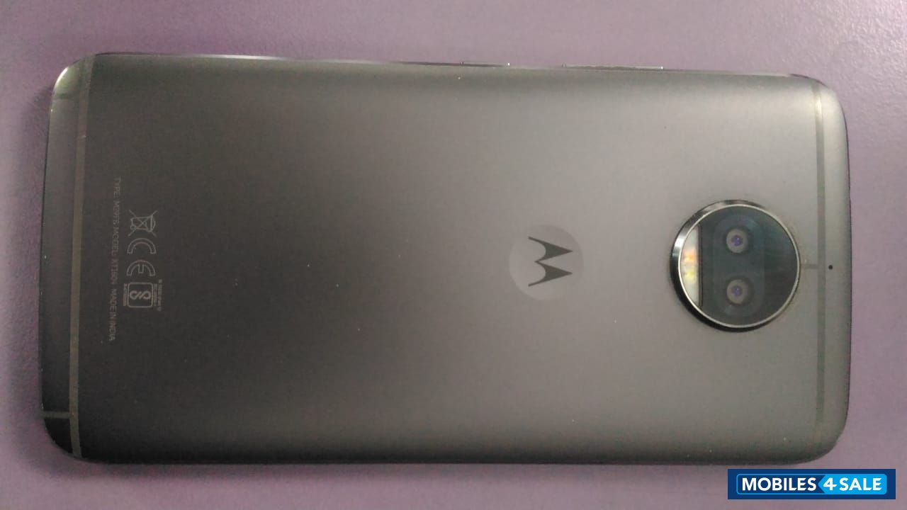 Motorola  G5S plus