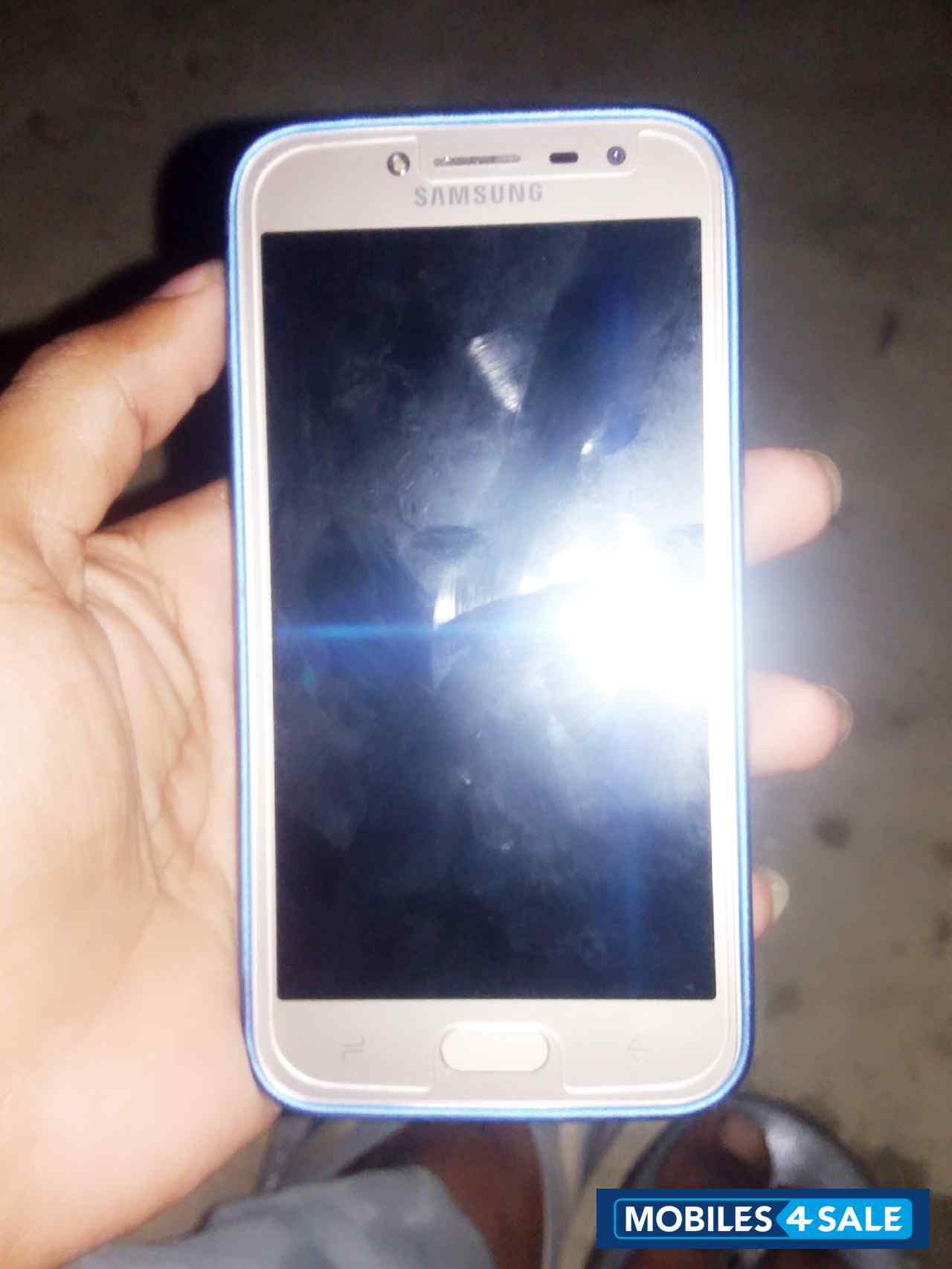 Gold Samsung  J500f