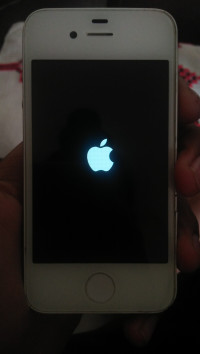 Apple  iPhone 4s