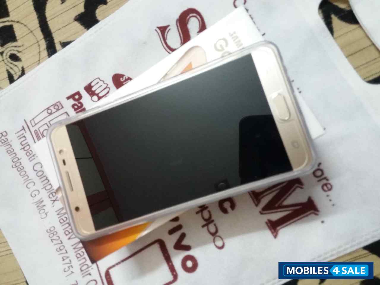 Samsung  Galaxy j7 max