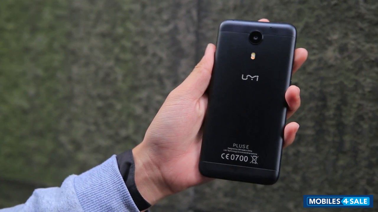 Black UMI  UMI PLUS E