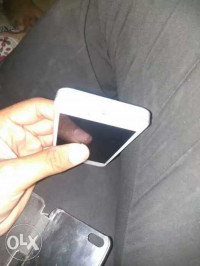 Apple  iPhone 5 16 GB