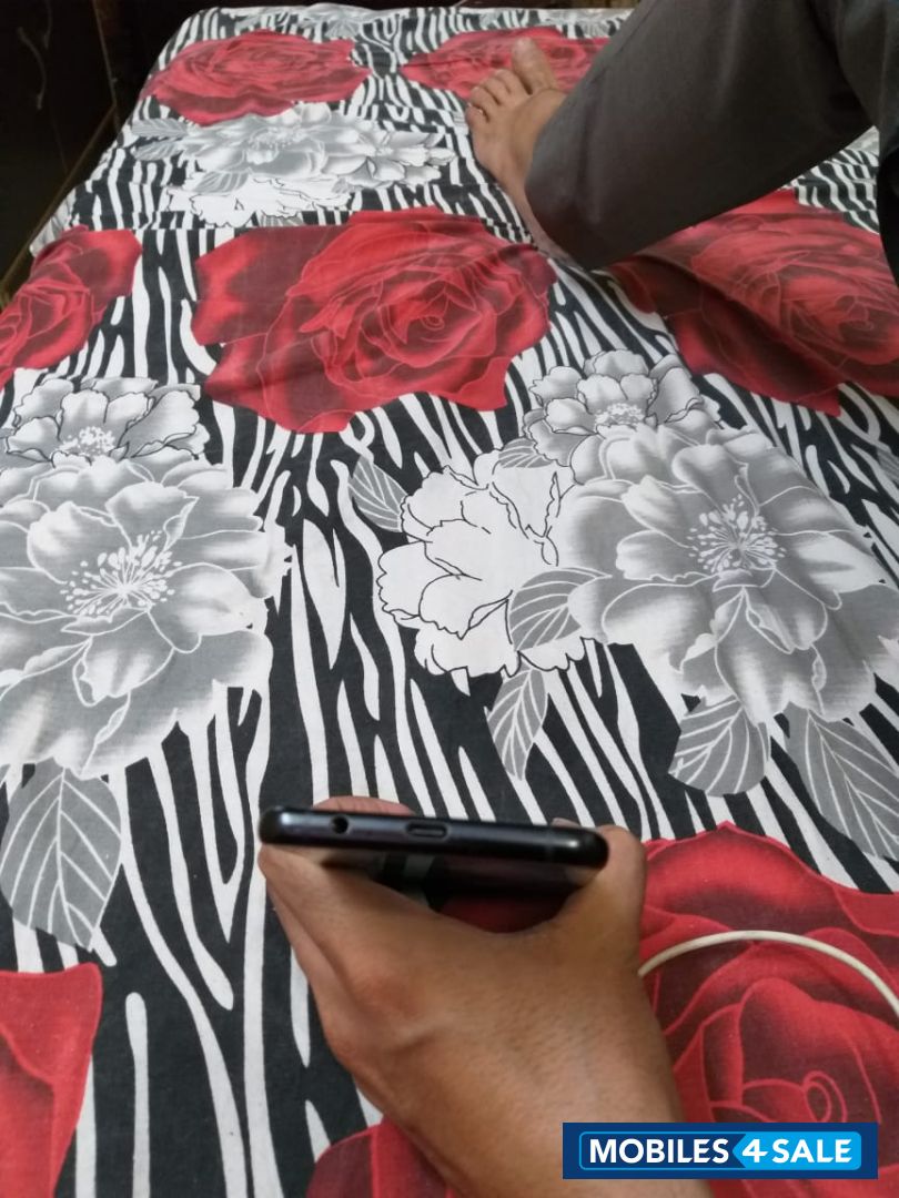 Samsung  Galaxy A8 plus