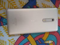 Nokia  5