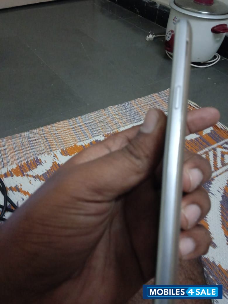 Samsung galaxy on 5 pro