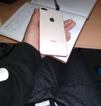 Apple  Iphone 8 plus