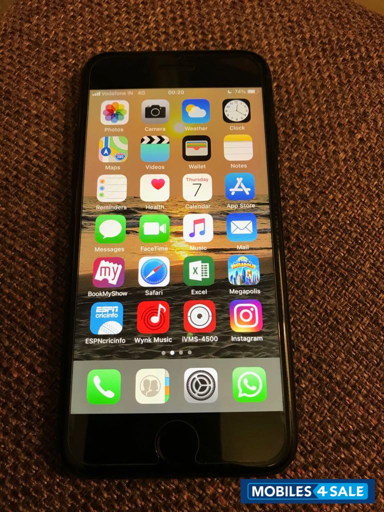 Jet Black Apple  iphone 7 128gb