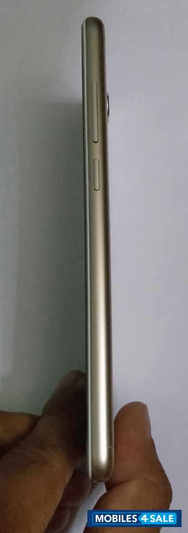 Gold Xiaomi  Redmi 5